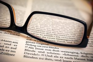 Accent Eye Care bible-glasses-healing-read-preview  